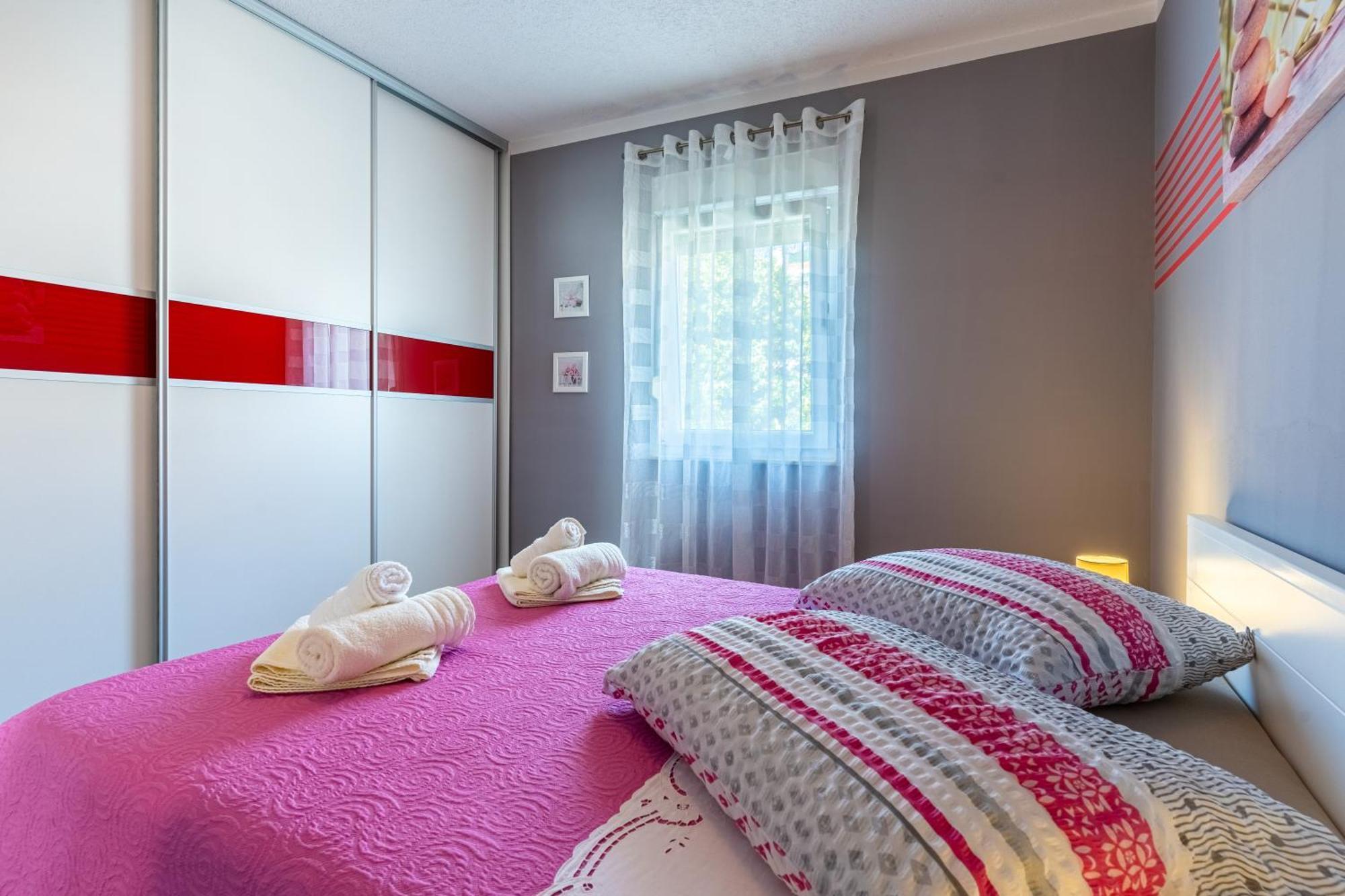 Apartman Laura Cres Zewnętrze zdjęcie